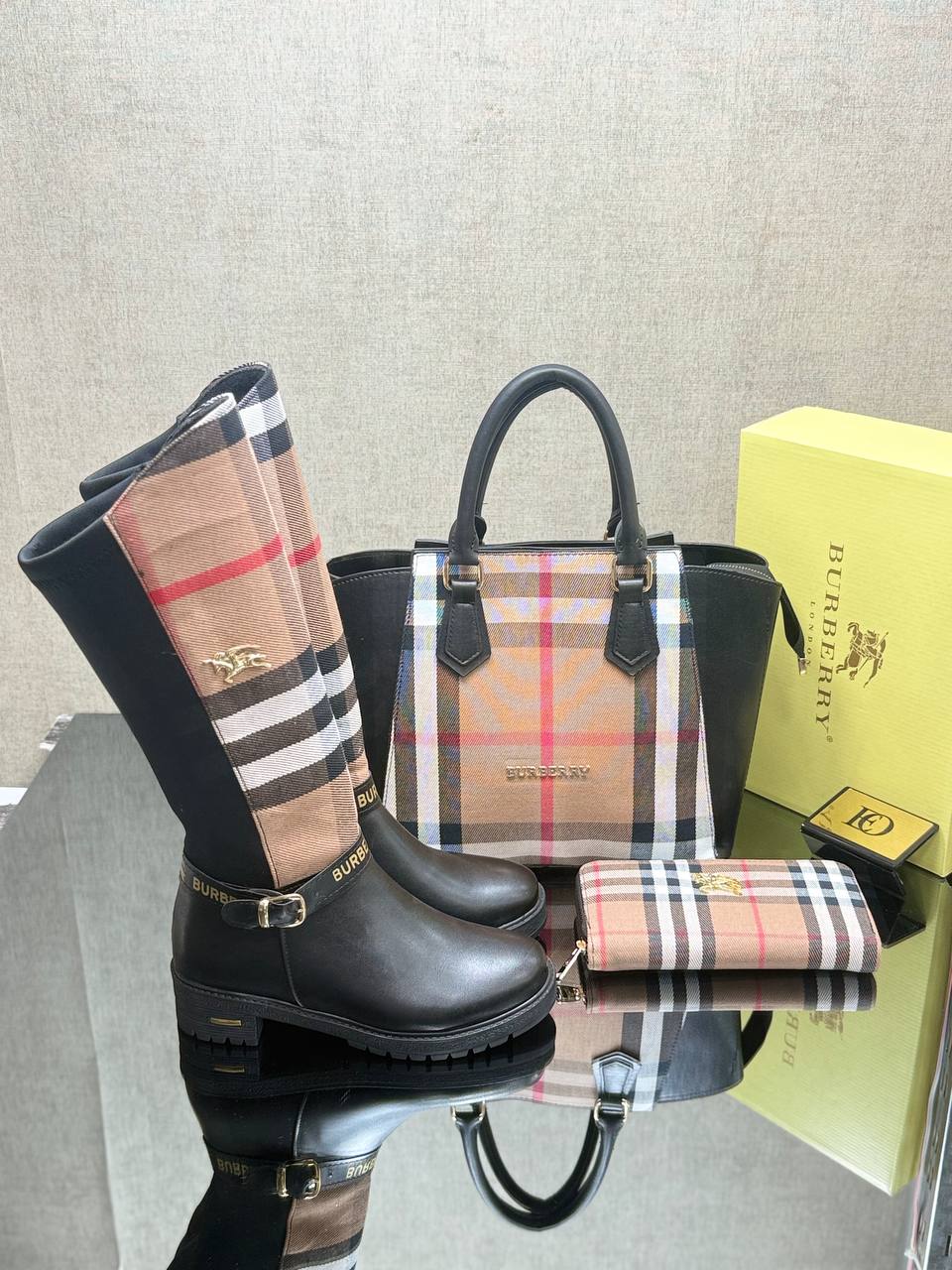 Sac BB + Chaussures + Portefeuille combinés