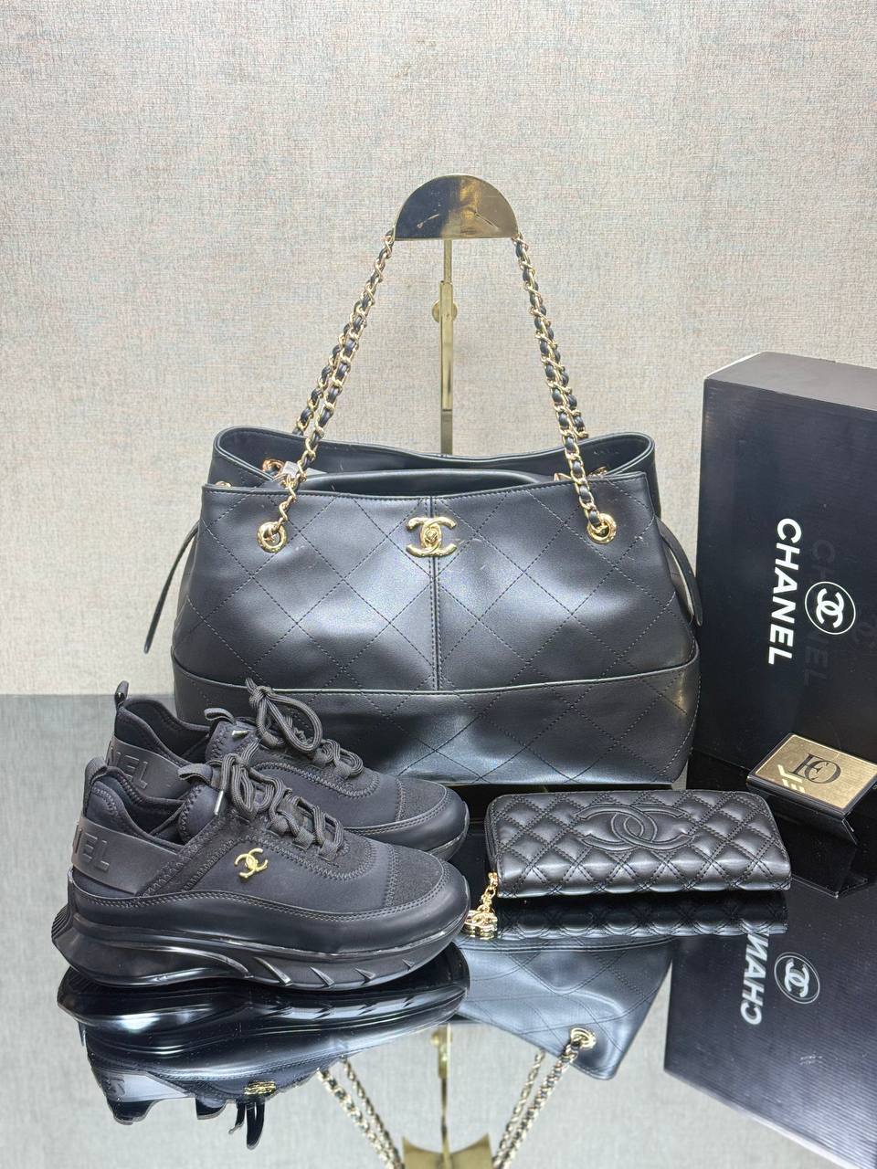 Sac CH - Chaussures et portefeuille
