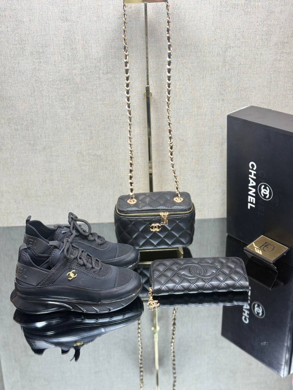 Sac CH - Chaussures et portefeuille