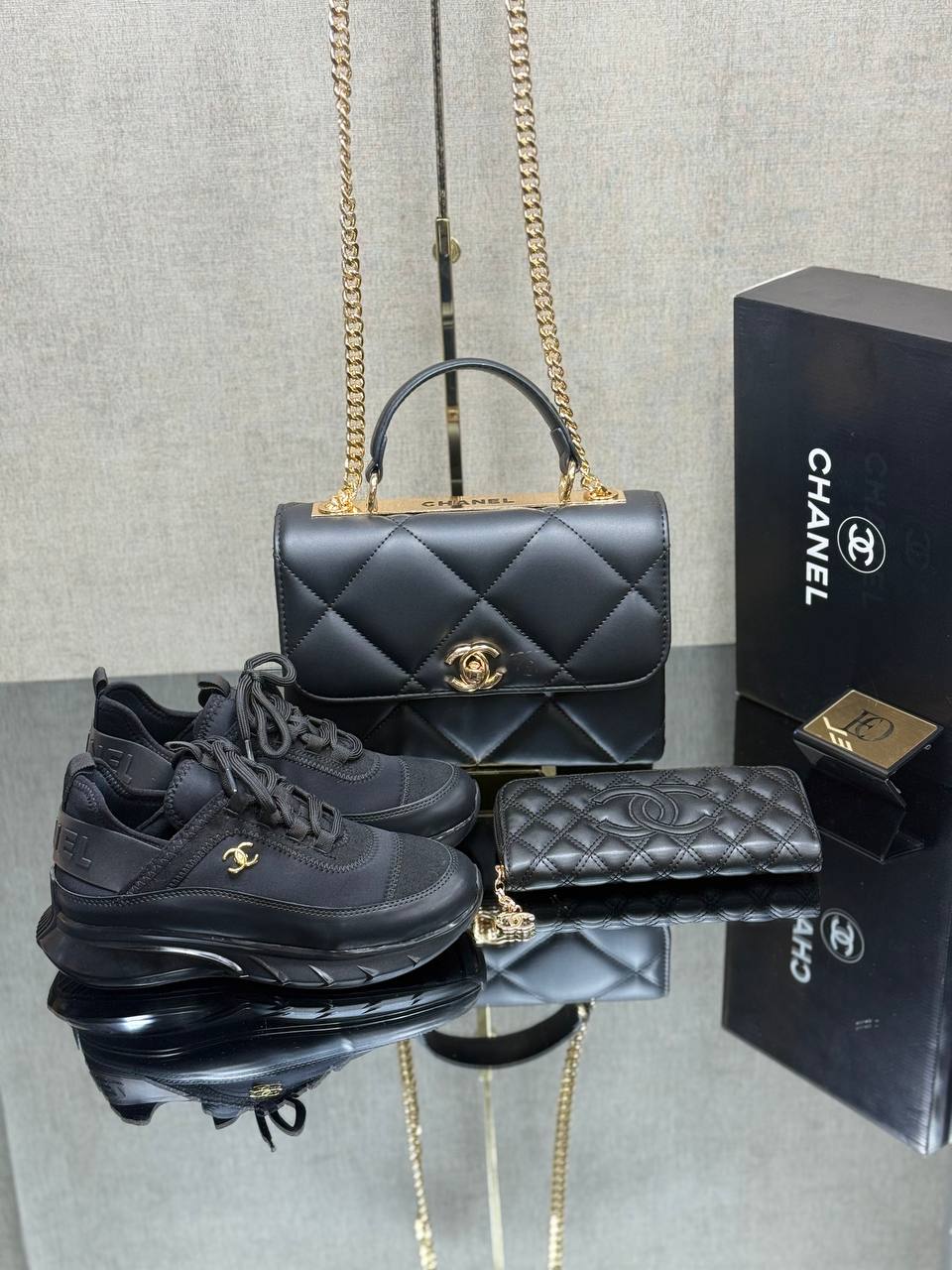 Sac CH - Chaussures et portefeuille