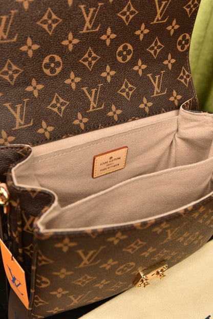 Pochette Metis