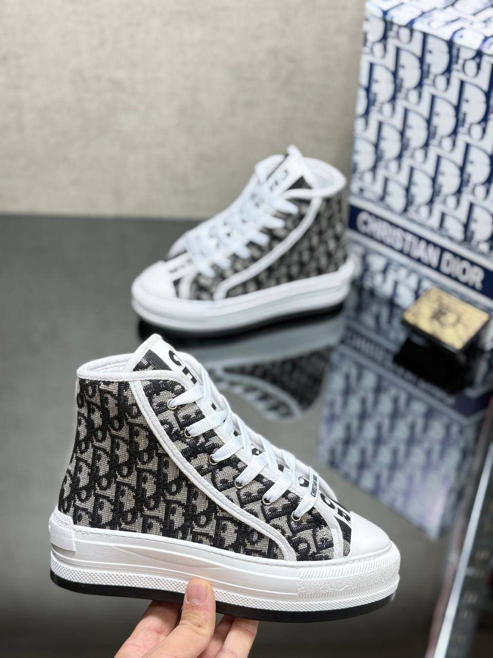 C.D. Shoes