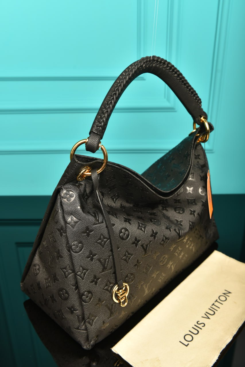 Artsy MM - Black
